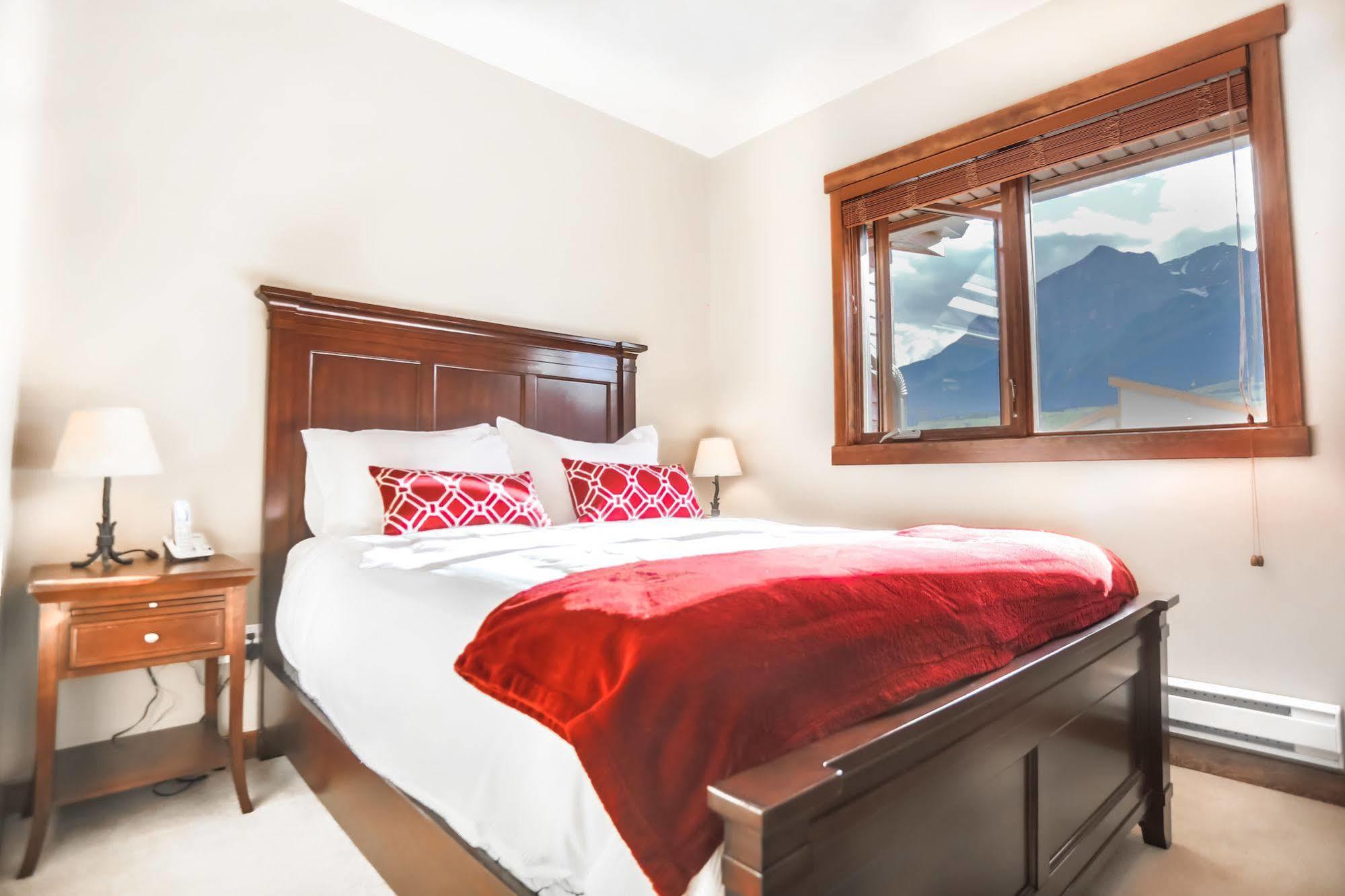 Bookcanmore Luaran gambar