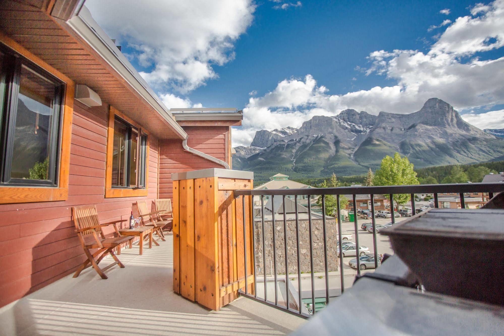 Bookcanmore Luaran gambar