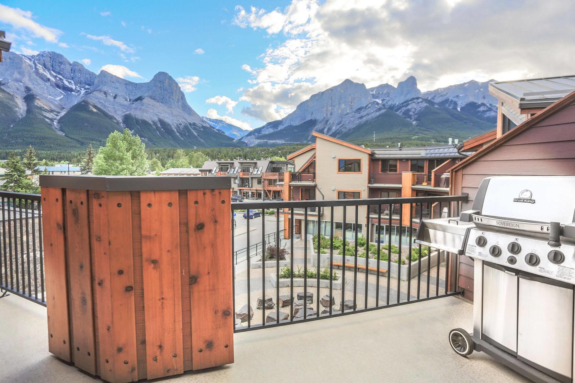 Bookcanmore Luaran gambar